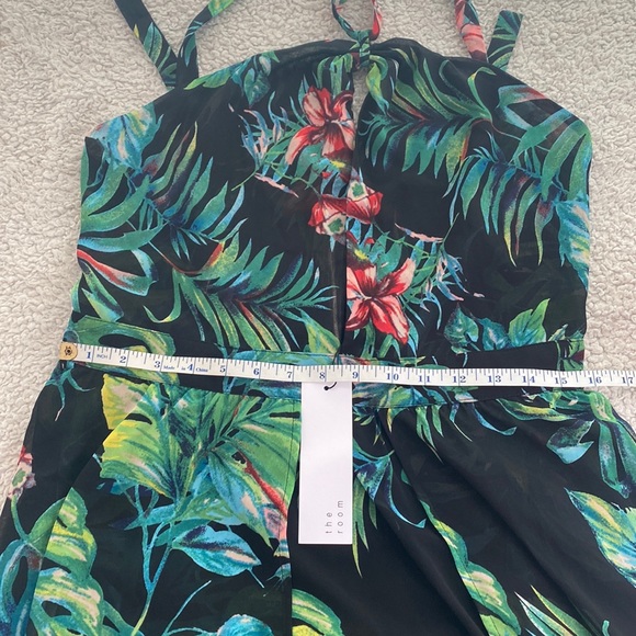 The Room tropical print maxi dress - Picture 6 of 12